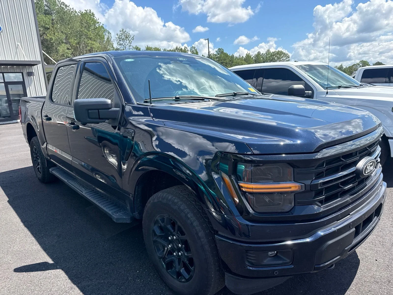Used 2024 Blue Ford XLT image 2