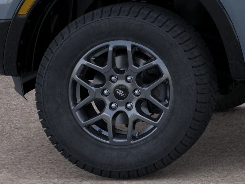 New 2025 Azure Gray Metallic Tri-coat Ford XLT image 41