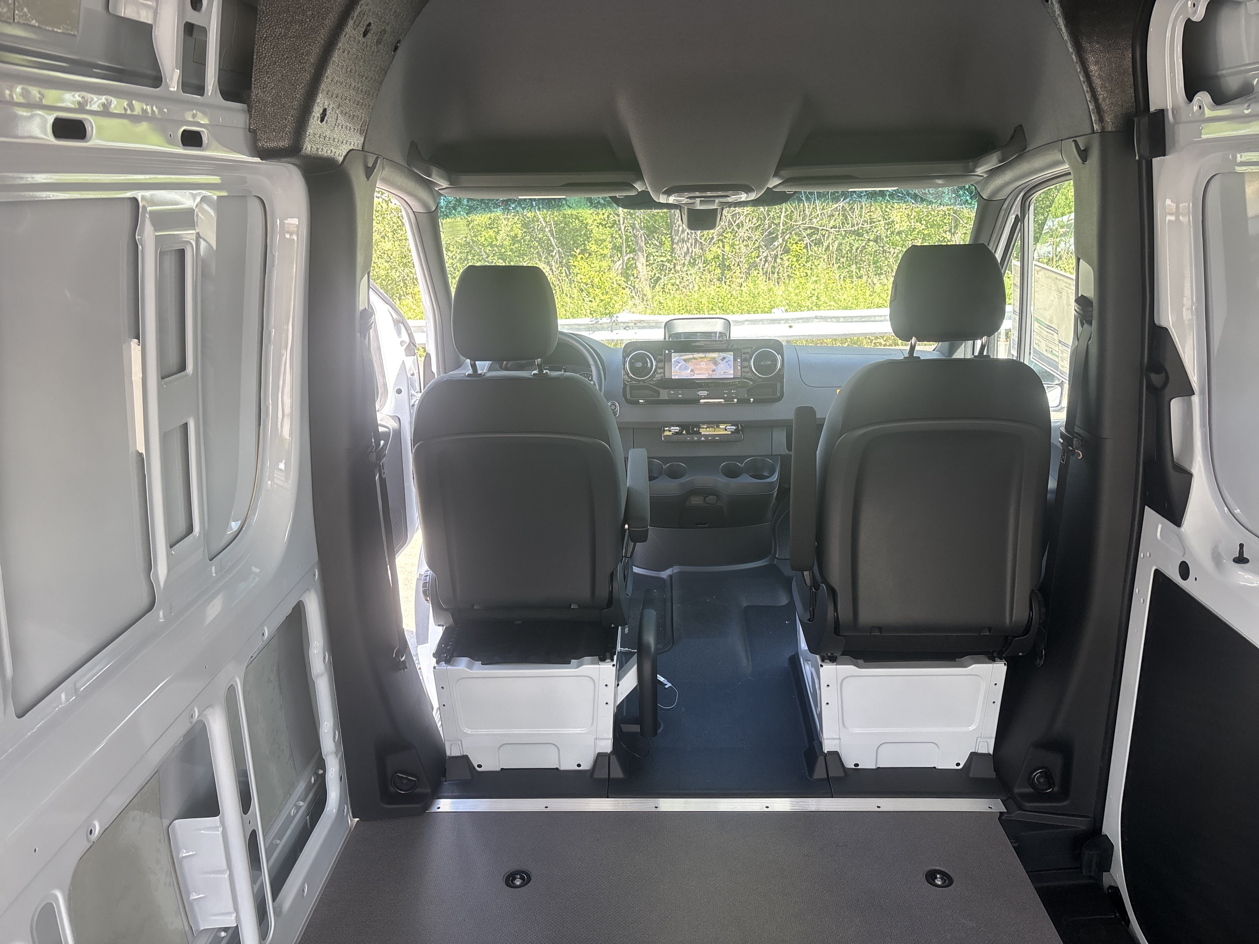 2025 Mercedes-Benz Sprinter Cargo Van Base - Photo 32