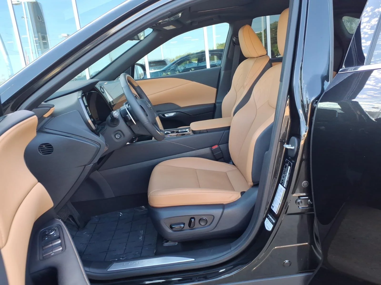 Used 2025 Caviar Lexus Premium image 12