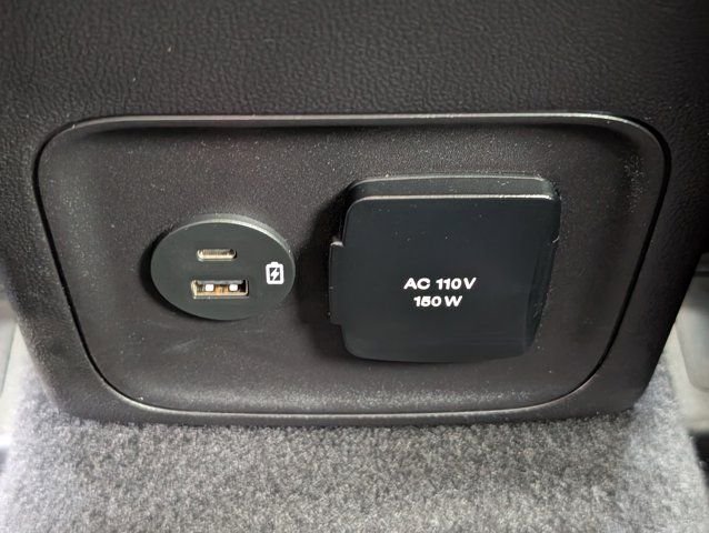 Used 2022 White Ford Outer Banks image 30