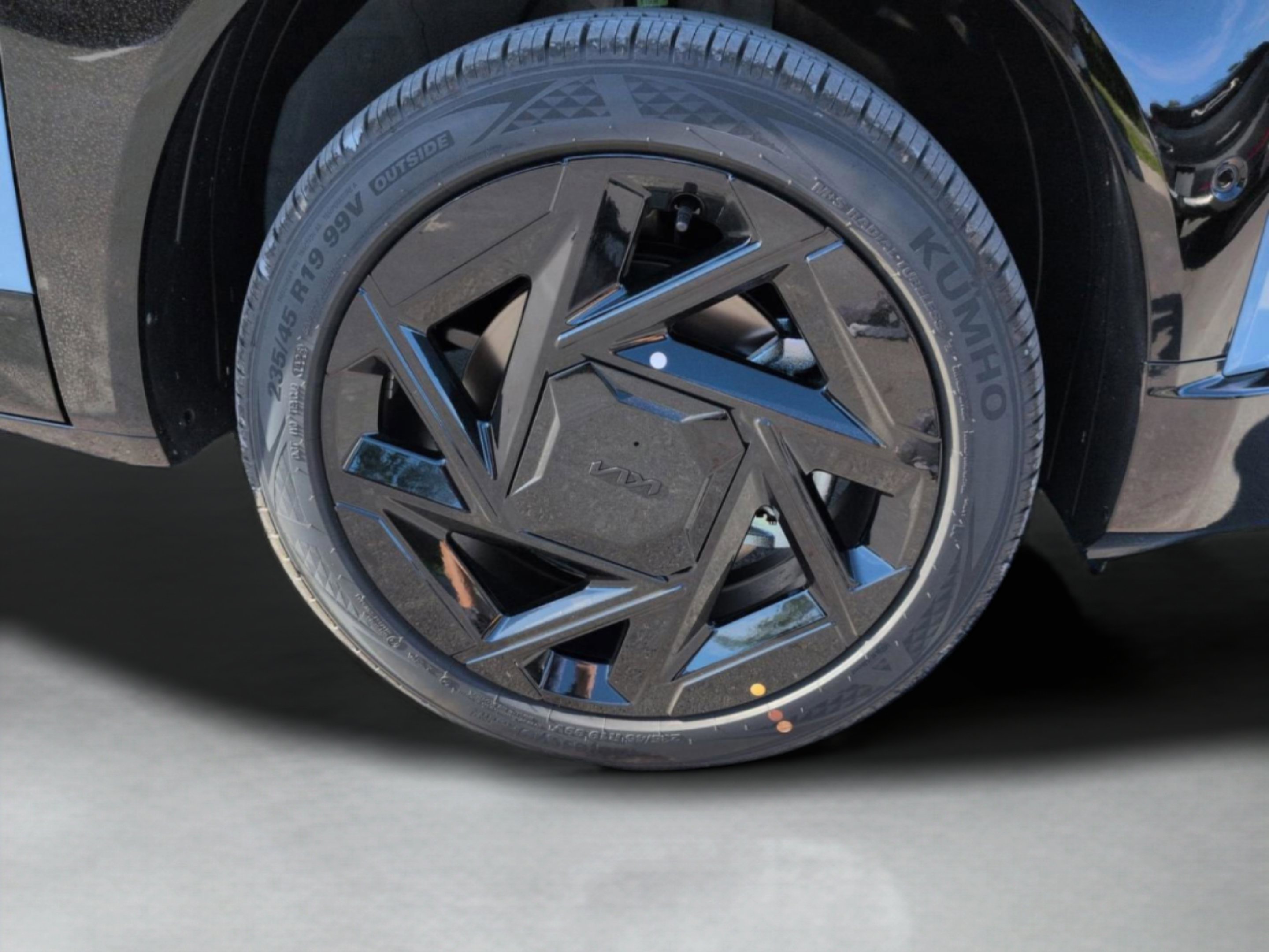 New 2027 Frost Blue Kia X-Line SX image 11