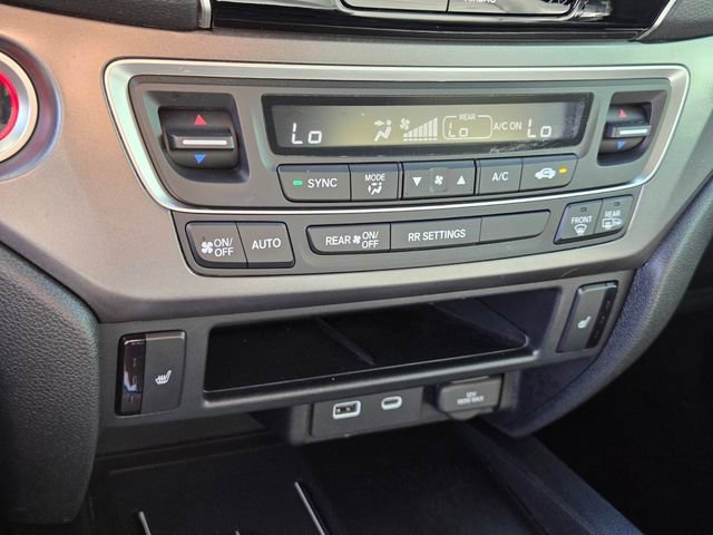 2025 Honda Passport EX-L - Photo 22