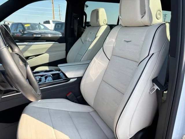 Used 2026 Vibrant White Tricoat Cadillac Sport image 12