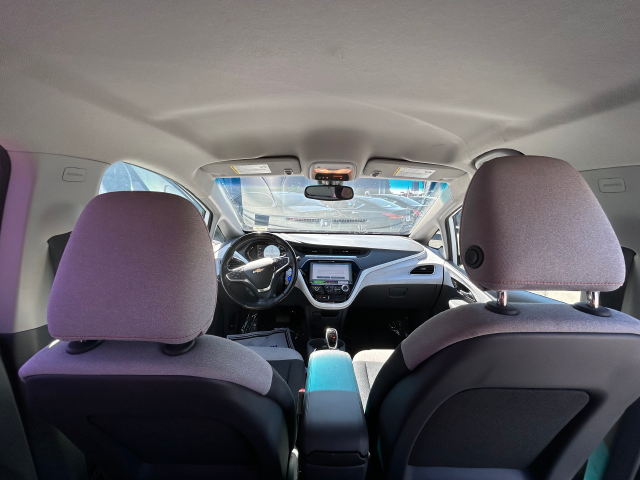 Used 2020 White Chevrolet LT image 39