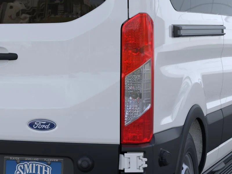 New 2026 Oxford White Ford Passenger Van XL image 43