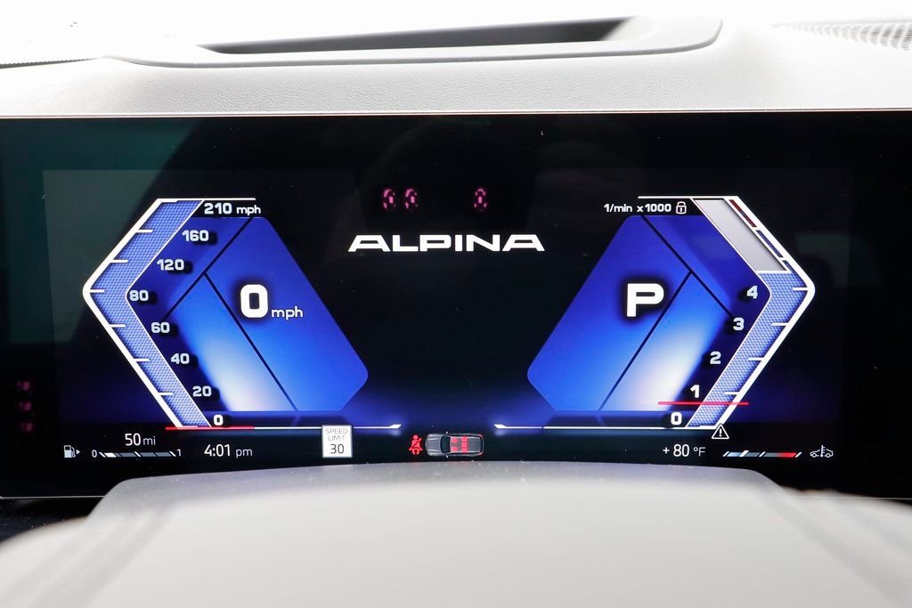 2026 BMW X7 ALPINA XB7 - Photo 9