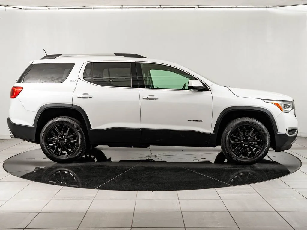 Used 2019 White Frost Tricoat GMC SLT-1 image 11