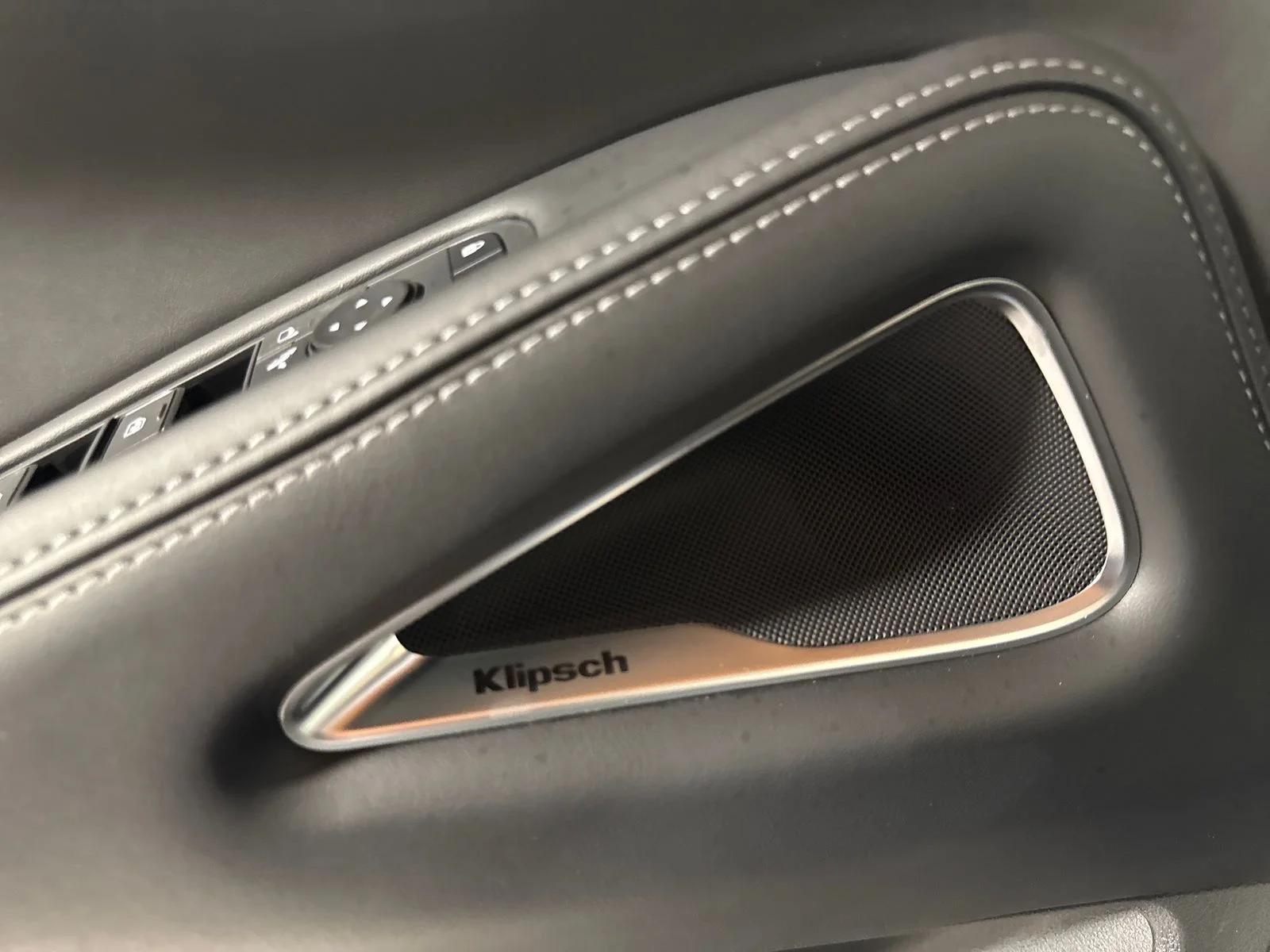 New 2027 GRAPHITE SHADOW INFINITI Sport AWD image 13