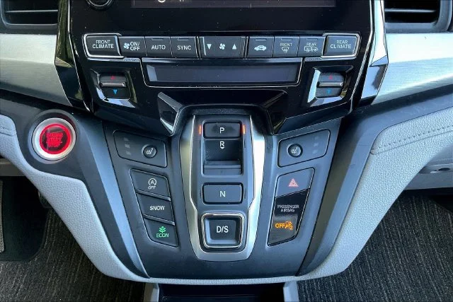 Used 2022  Honda EX-L image 16