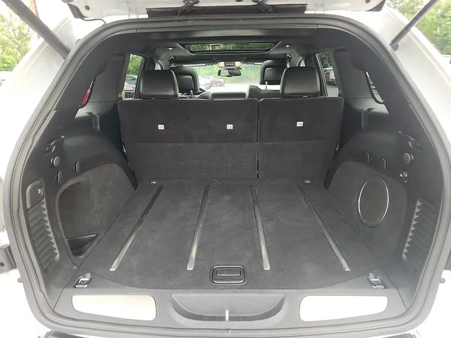 Used 2016 White Jeep Overland image 30