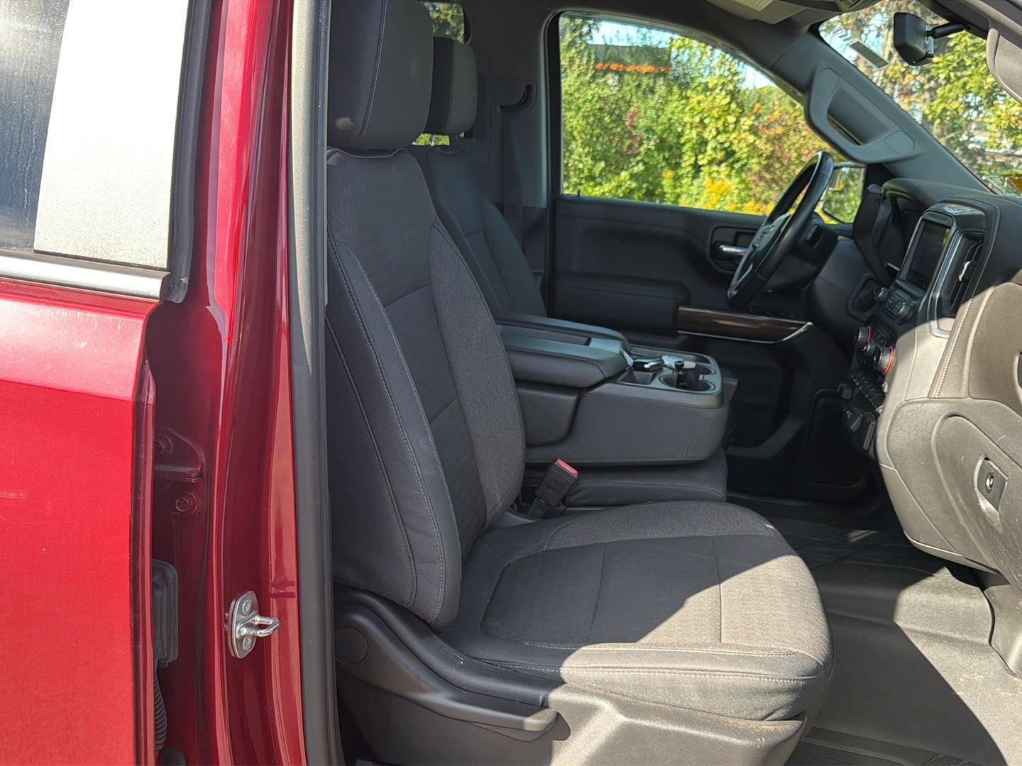 Used 2019 Cajun Red Tintcoat Chevrolet LT image 19