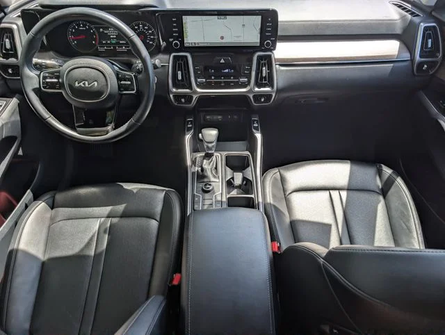 Used 2023 Green Kia X-Line S image 13