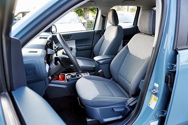 Used 2023 Blue Ford XLT image 16