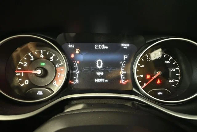Used 2017 Black Jeep Limited image 27