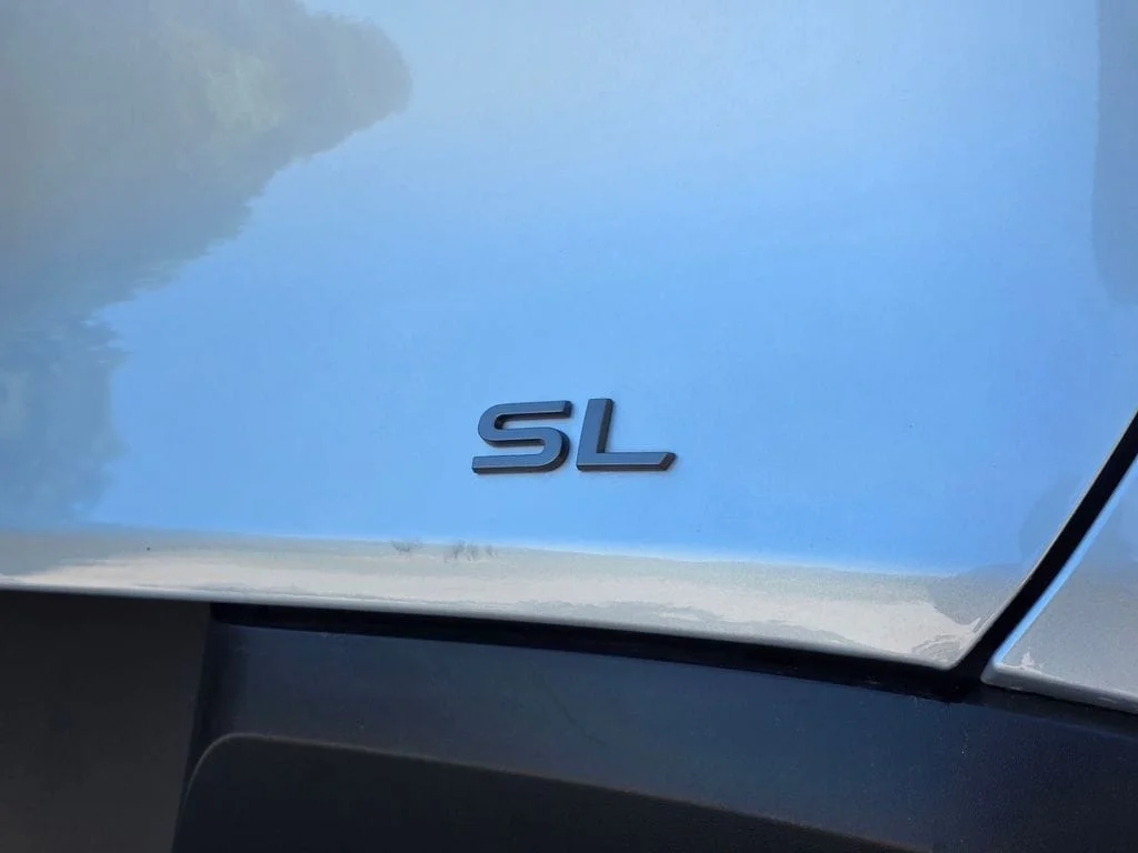 Used 2025 Brilliant Silver Metallic Nissan SL image 29