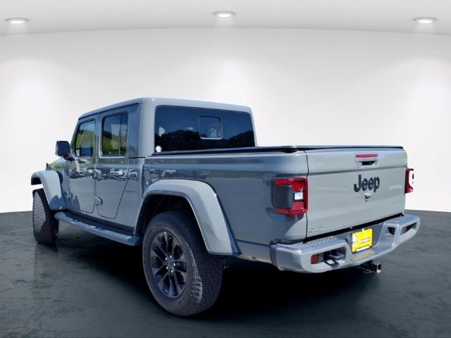 Used 2023 Gray Jeep High Altitude image 12