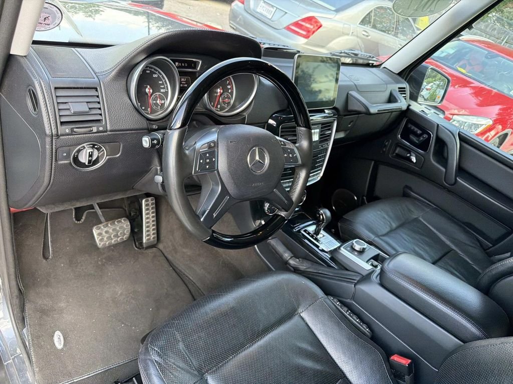 Used 2017 Gray Mercedes-Benz G 550 image 18