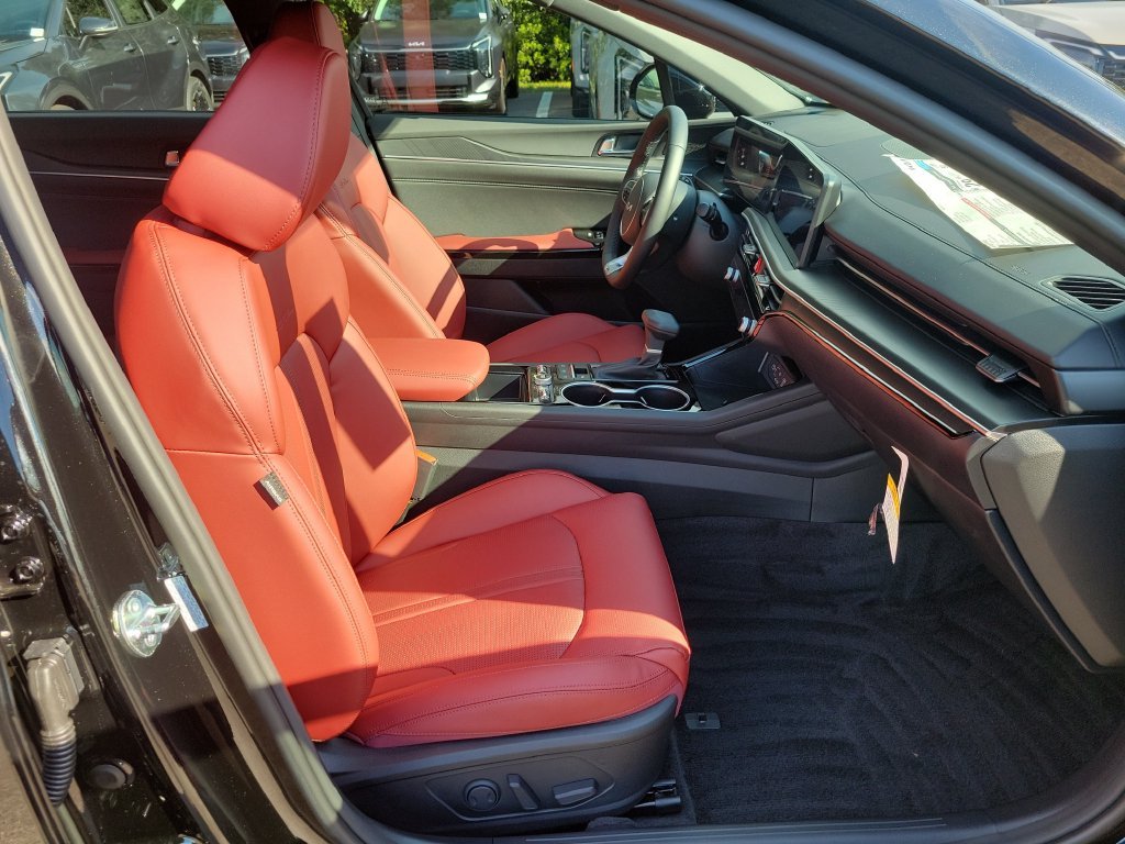 New 2027 Aurora Black Pearl Kia GT-Line image 7
