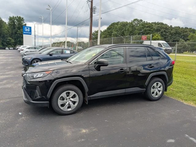 Used 2021 Midnight Black Metallic Toyota LE image 11