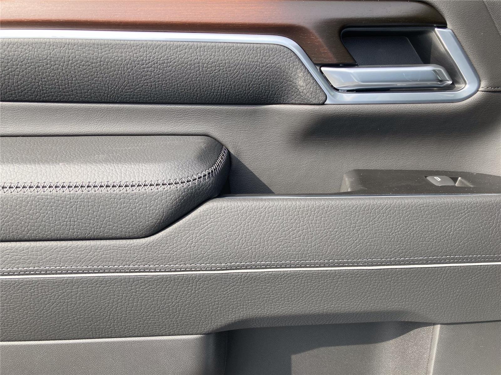 New 2026 Glacier White Tricoat GMC Denali image 27