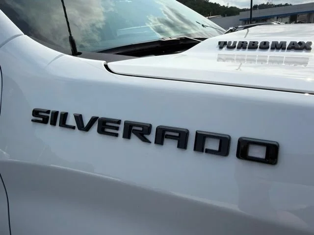 New 2026 Summit White Chevrolet Custom image 19