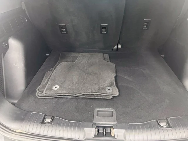 Used 2023 Gray Ford Active image 9