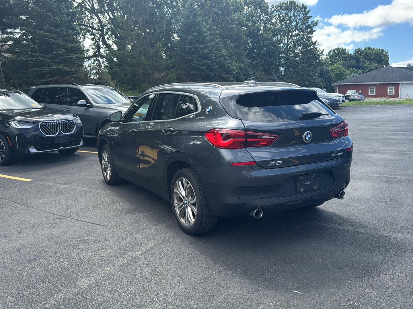 Used 2020 Mineral Gray Metallic BMW xDrive28i image 6