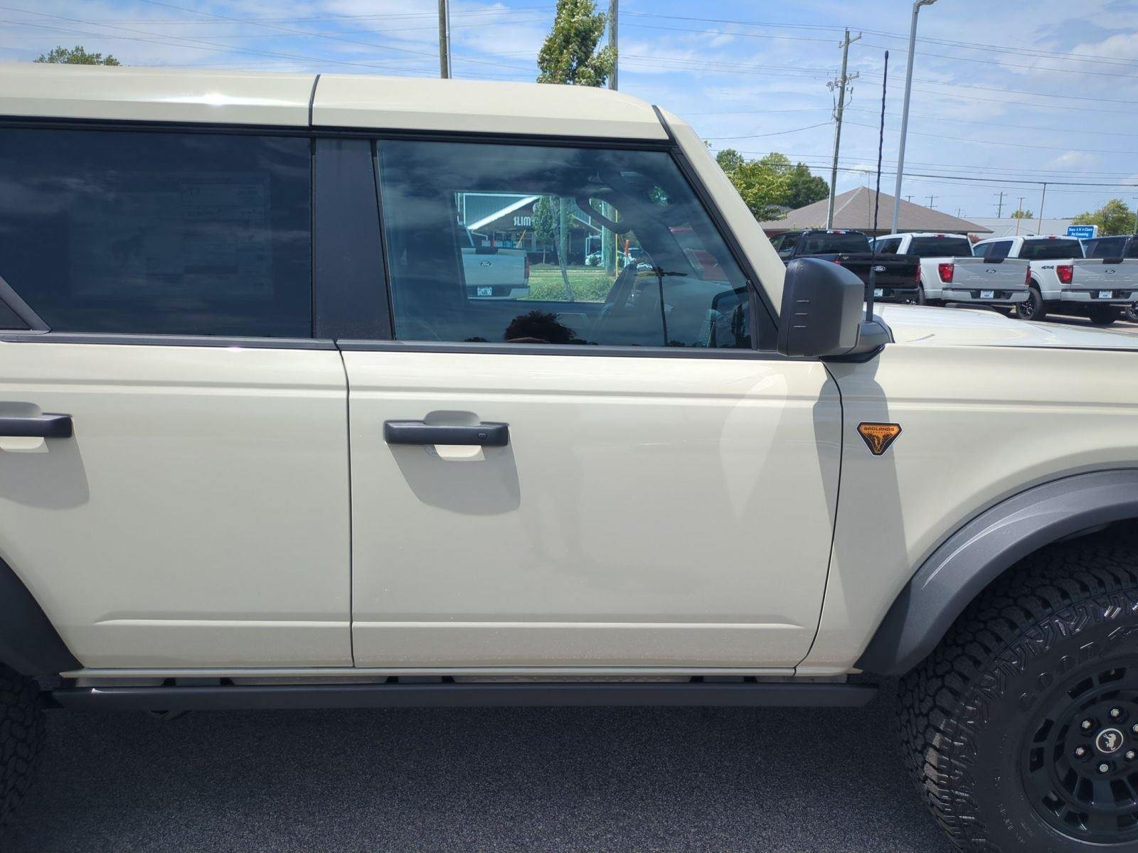 New 2026 Desert Sand Ford Badlands® image 36