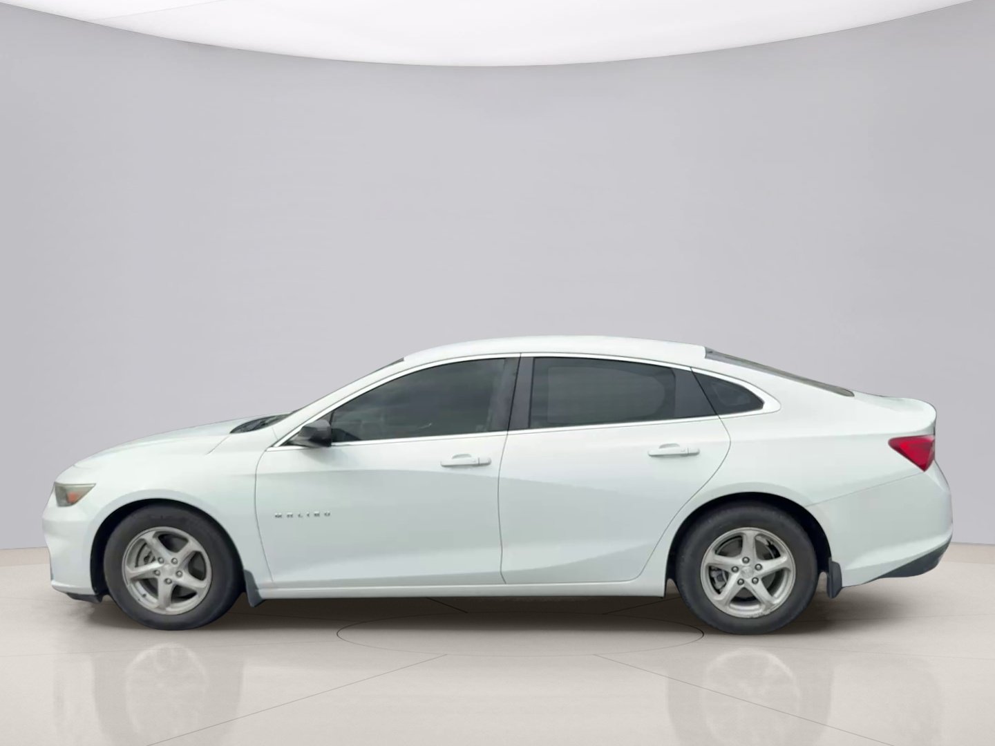 Used 2017 White Chevrolet LS image 2