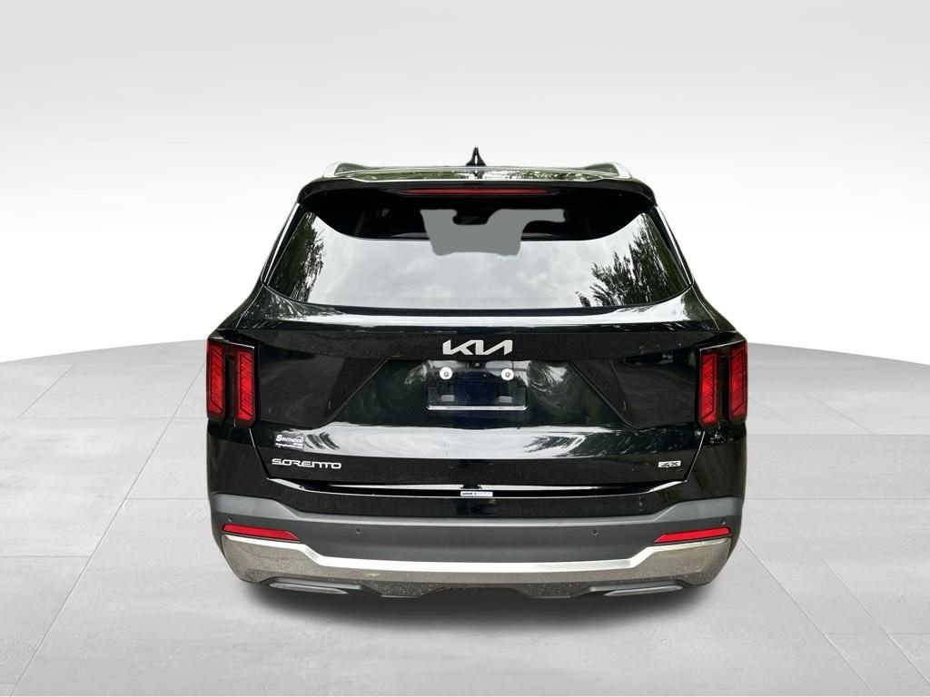 2024 Kia Sorento S - Photo 4