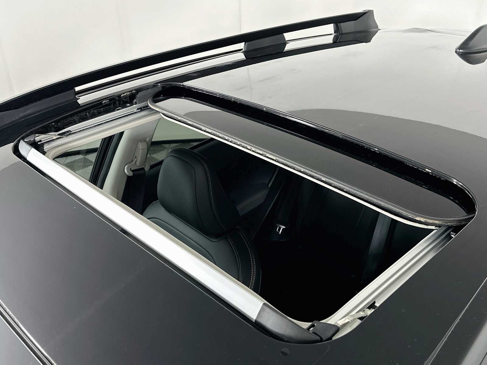 New 2026 CRYSTAL BLACK SILICA Subaru Limited image 19