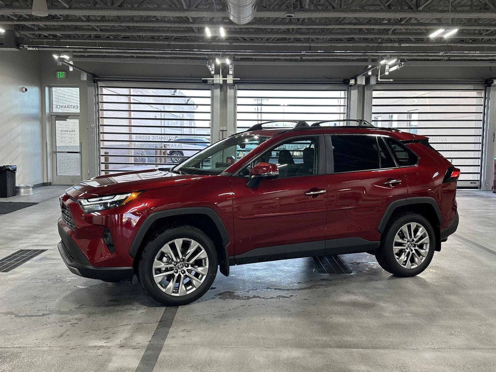 2025 Toyota RAV4 Limited AWD's photo