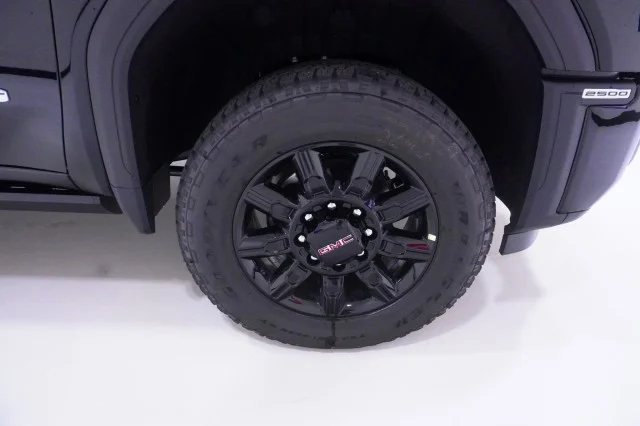 New 2026 Onyx Black GMC AT4 image 5