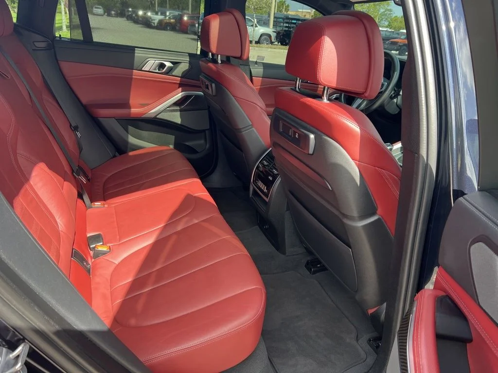 Used 2020 Black BMW M50i image 47
