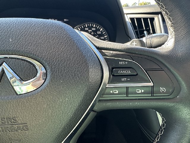 Used 2020 Silver INFINITI Sport image 22