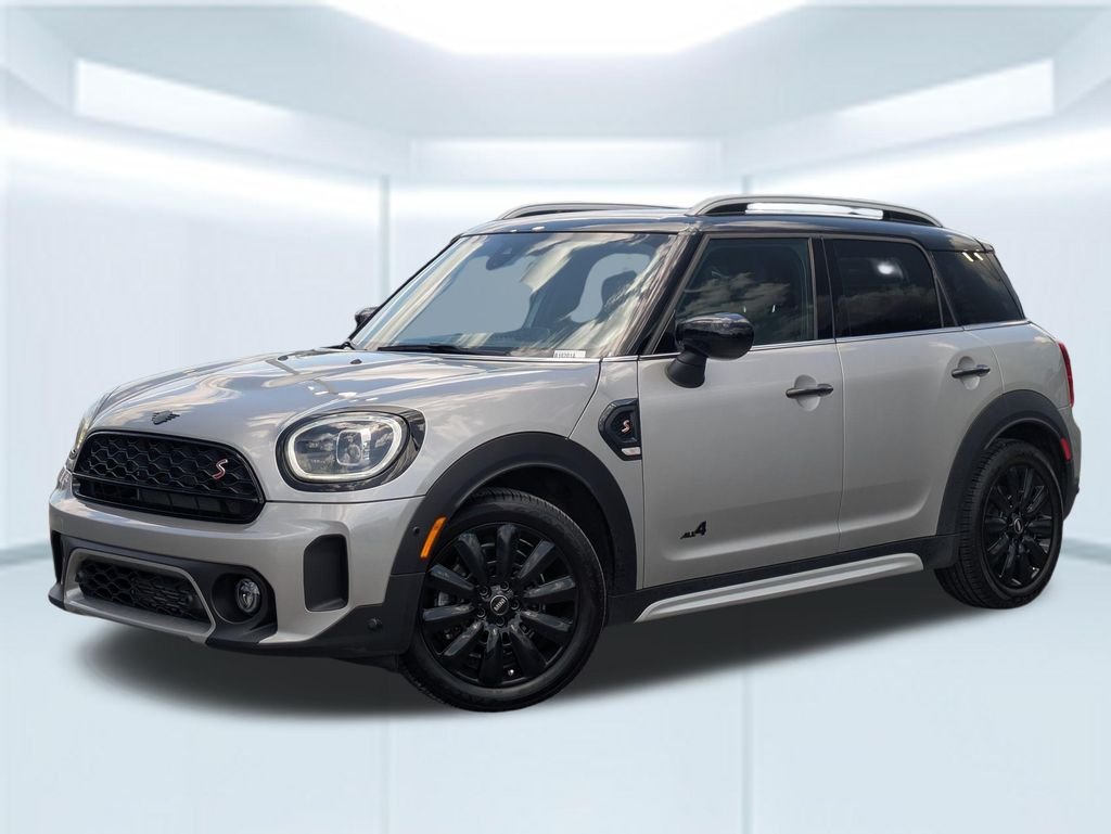 Used 2024 Silver MINI Iconic image 1