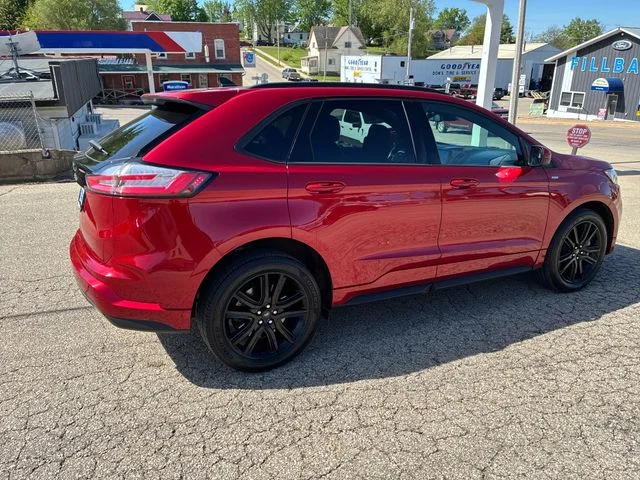 Used 2022 Red Metallic Ford ST Line image 7