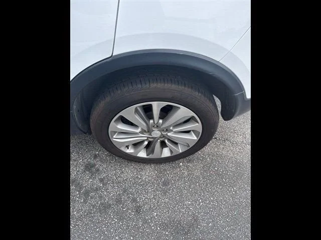Used 2019 (Includes (CM5) Black Carbon Metallic lower exterior accent color, Paint code W700S.) Buick Preferred image 14