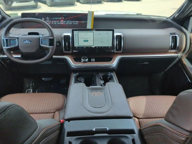 New 2027 Star White Metallic Tri-Coat Ford MAX King Ranch® image 15