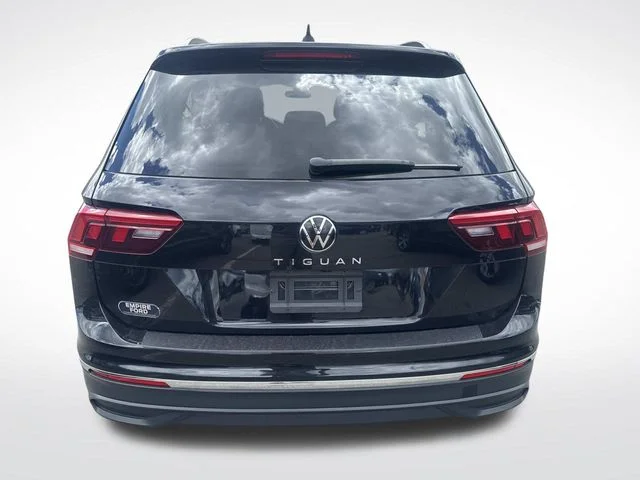 Used 2024 Gray Volkswagen 2.0T S image 4