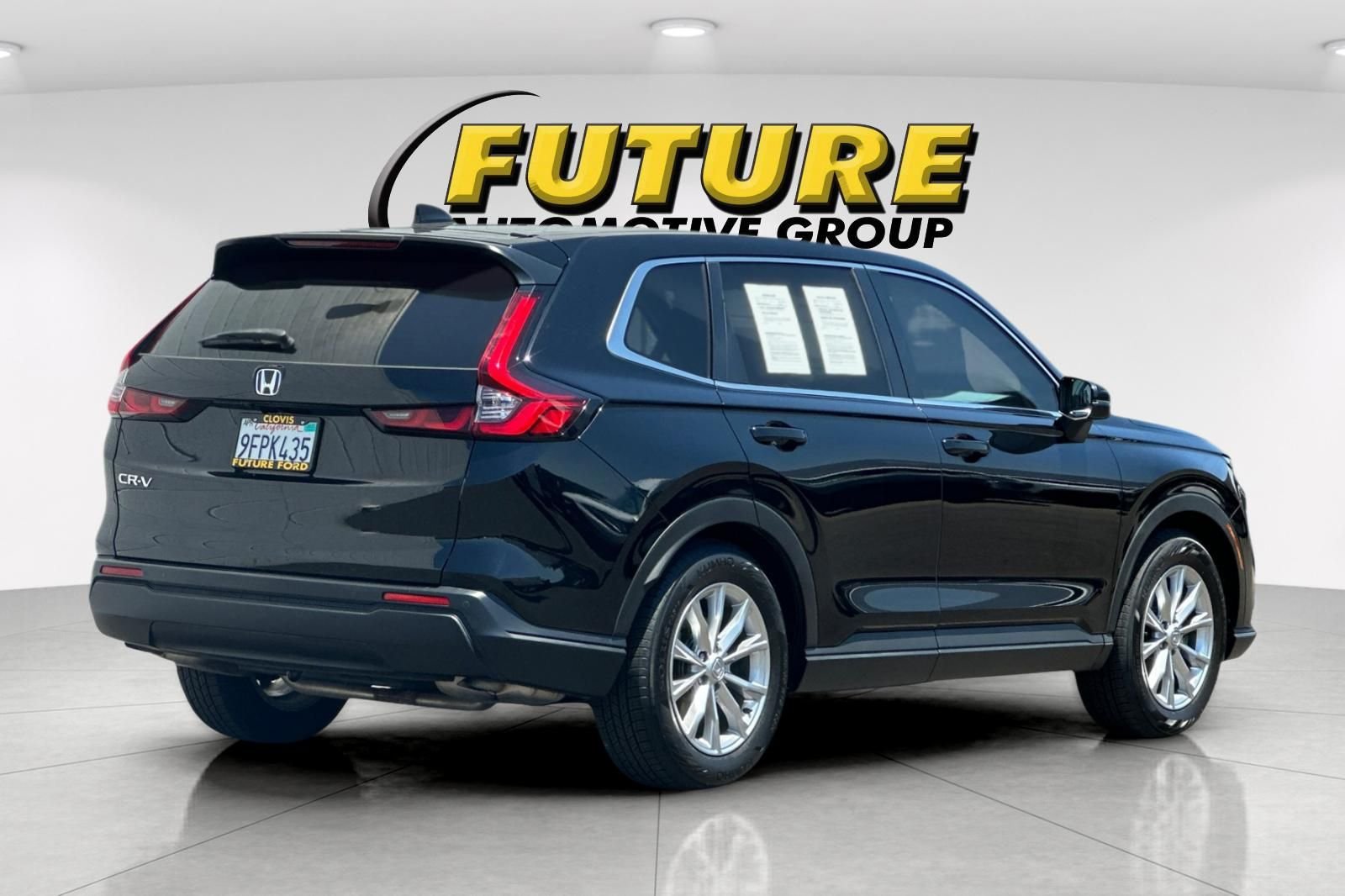 Used 2023  Honda EX-L image 3
