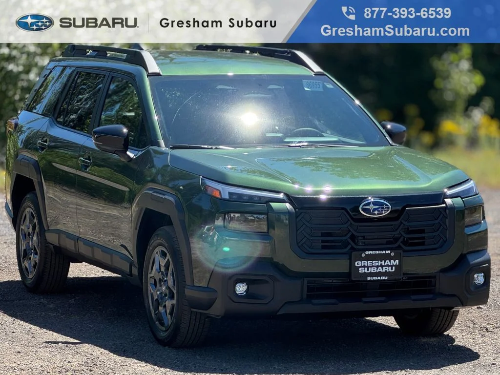 New 2026 DEEP EMERALD GREEN PEARL Subaru Premium image 2