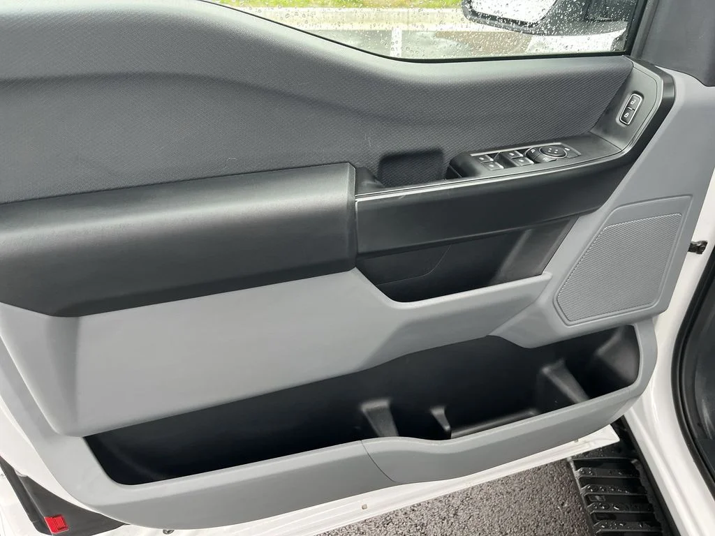 Used 2024 White Ford XL image 13