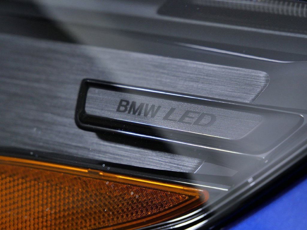 Used 2026 Portimao Blue Metallic BMW M35i image 5