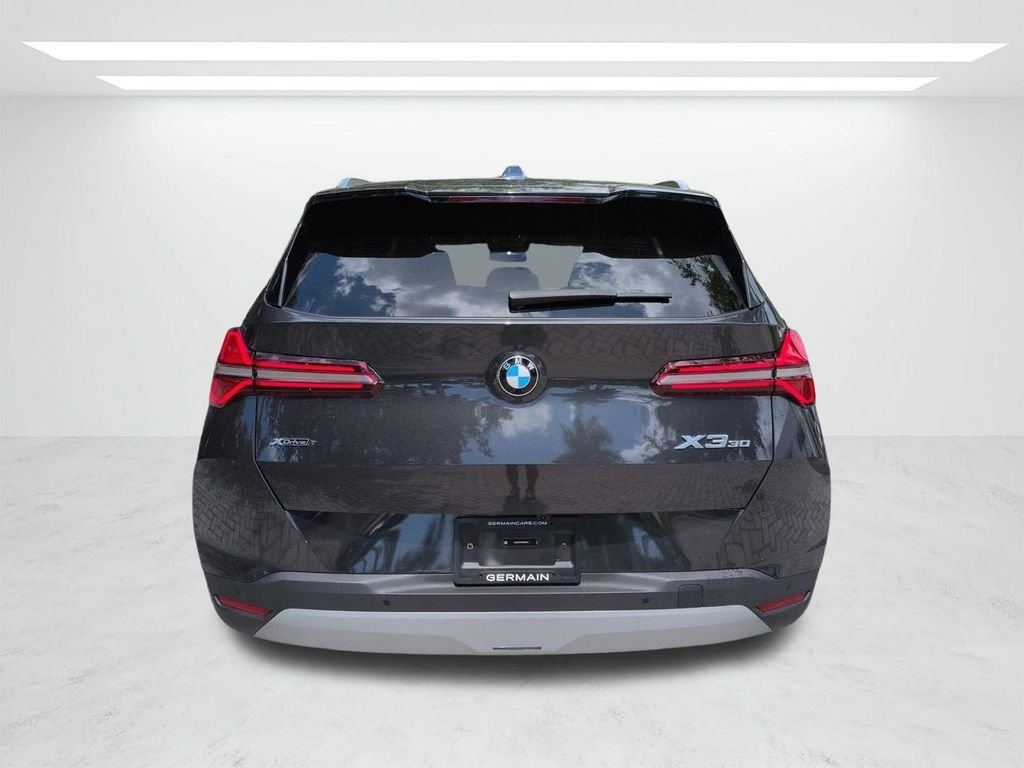 New 2025 Dark Graphite Metallic BMW 30 xDrive image 5