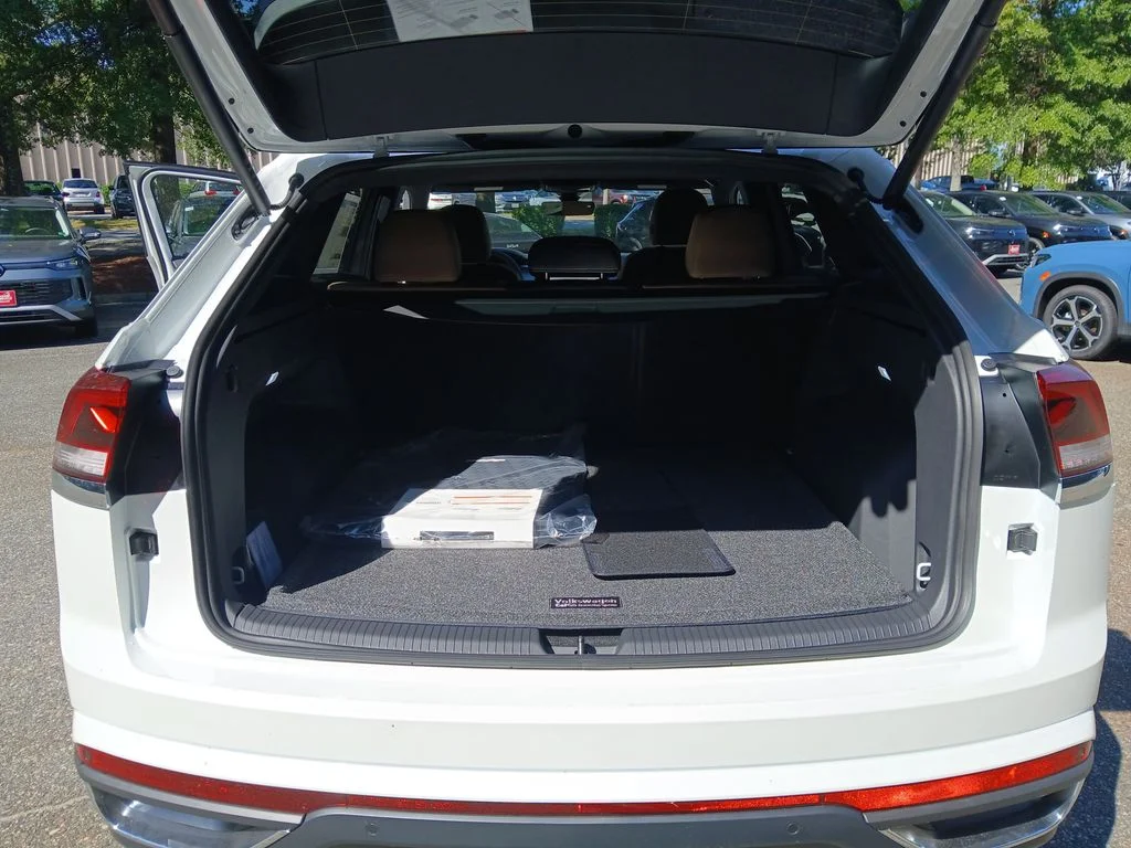 2026 Volkswagen Atlas Cross Sport SE w/Tech - Photo 21
