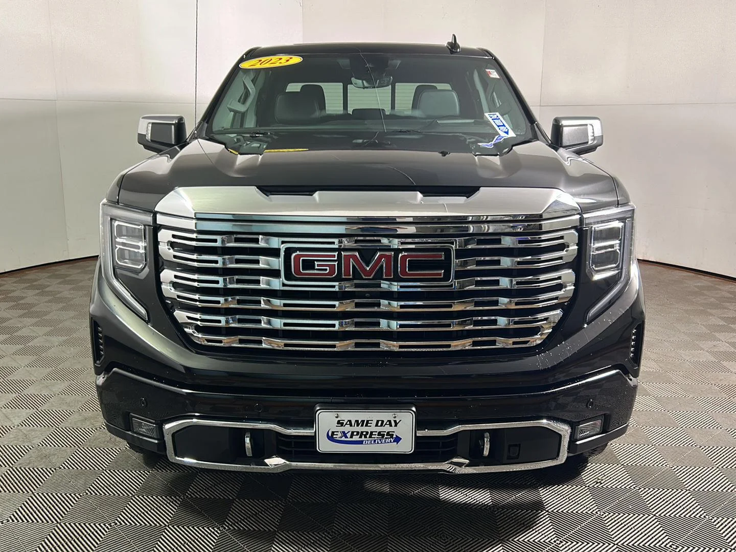 Used 2023 Onyx Black GMC Denali image 14