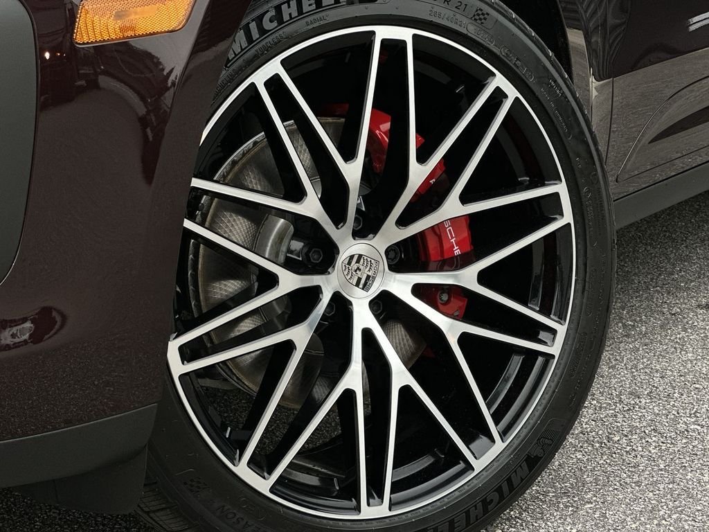 Used 2026  Porsche S image 6