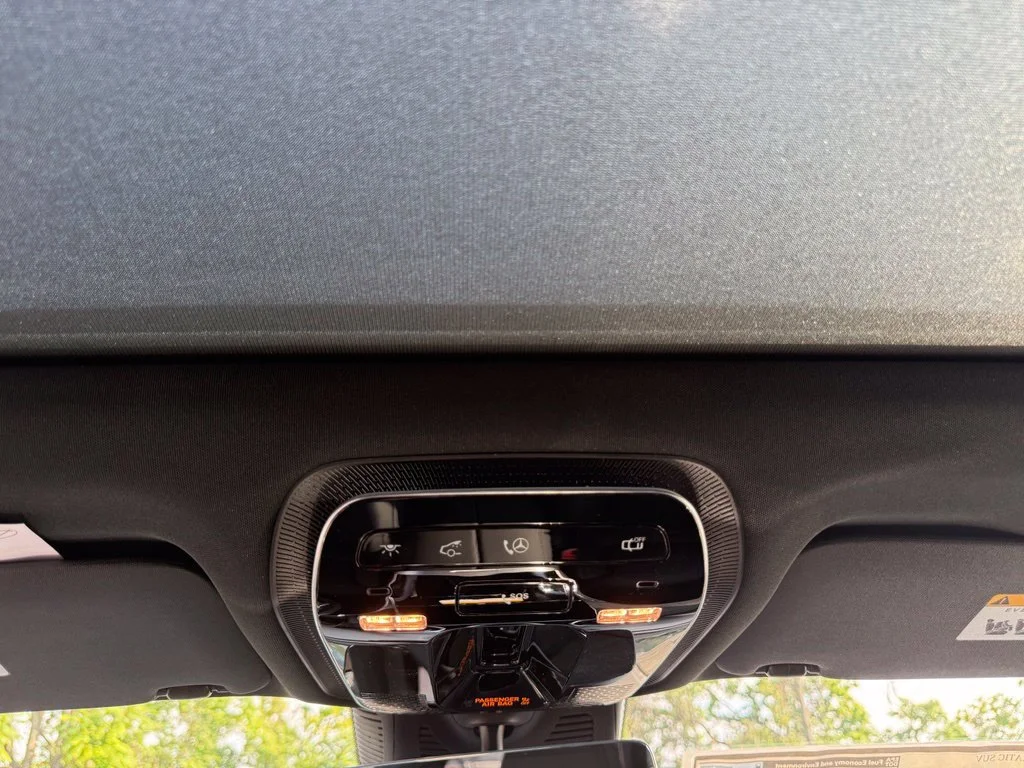 New 2027 Black Mercedes-Benz GLC 300 image 30
